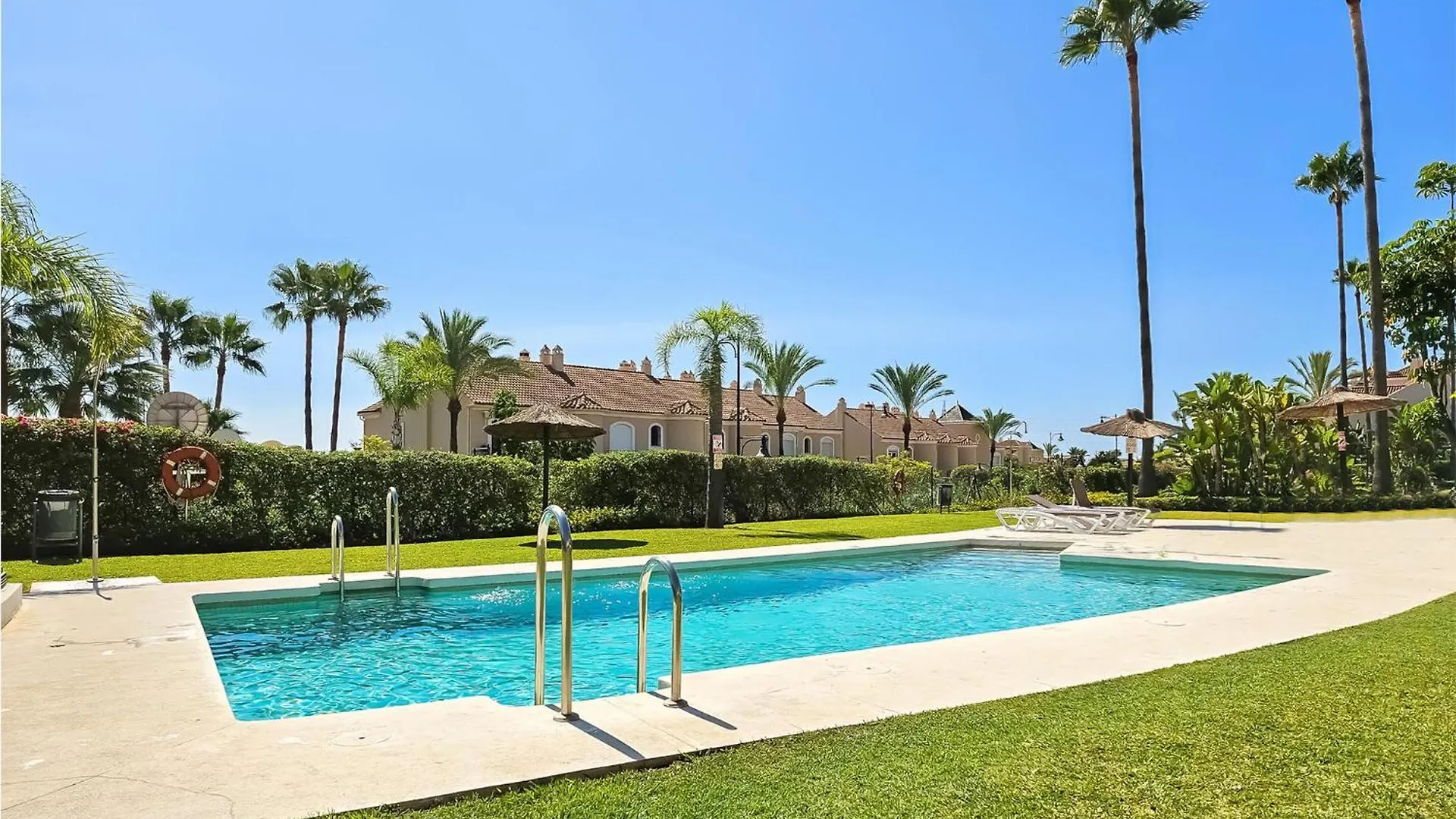 אסטפונה Amazing Home In Benahavis With Swimming Pool